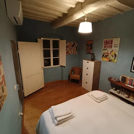 La Vecchia *