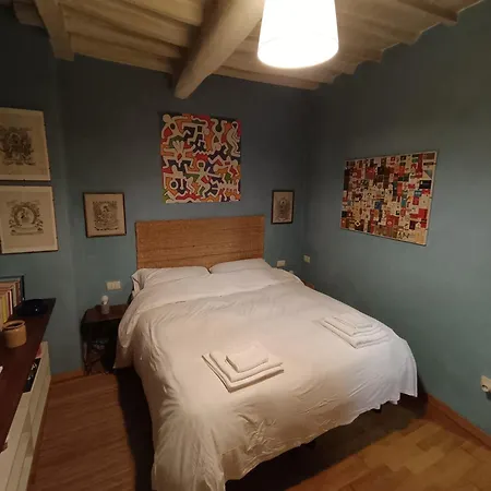 La Vecchia *