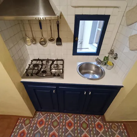 La Vecchia *